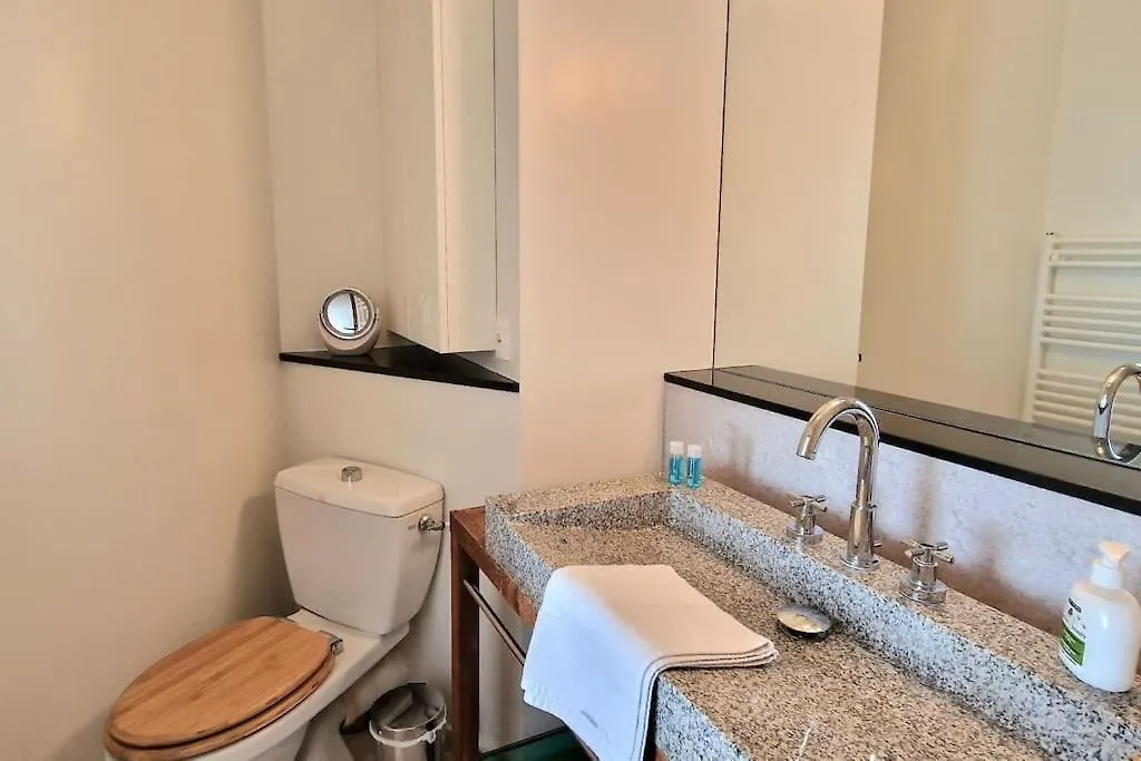 파리 Duplex Double Terrasses 4P 아파트
