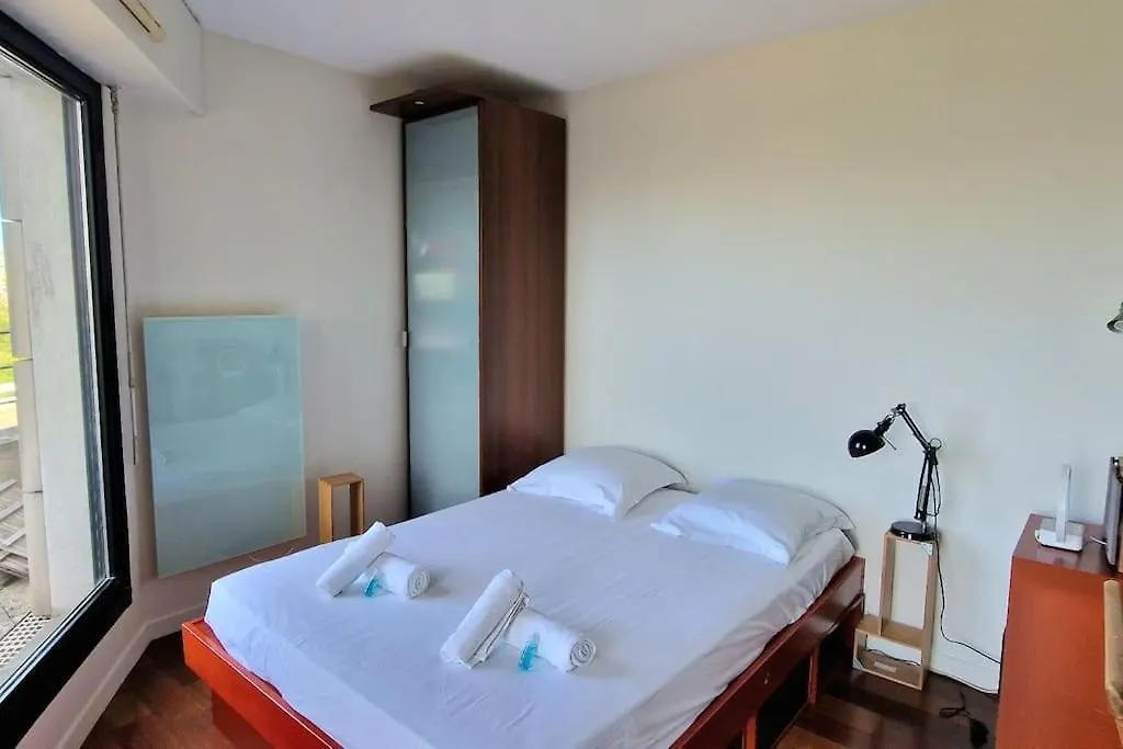 파리 Duplex Double Terrasses 4P 아파트